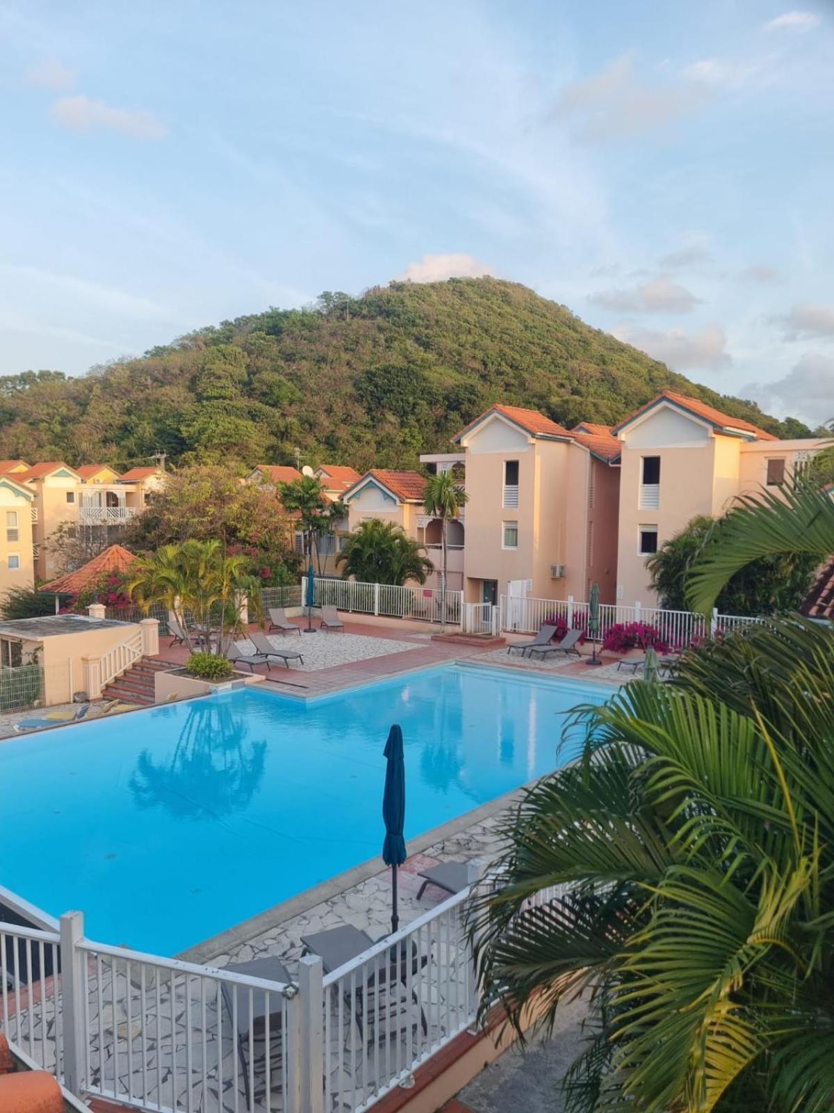 Studio - Residence Avec Piscine Сент-Анн Экстерьер фото