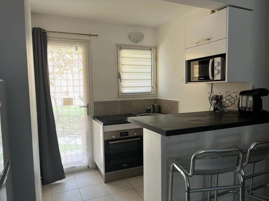 Studio - Residence Avec Piscine Сент-Анн Экстерьер фото